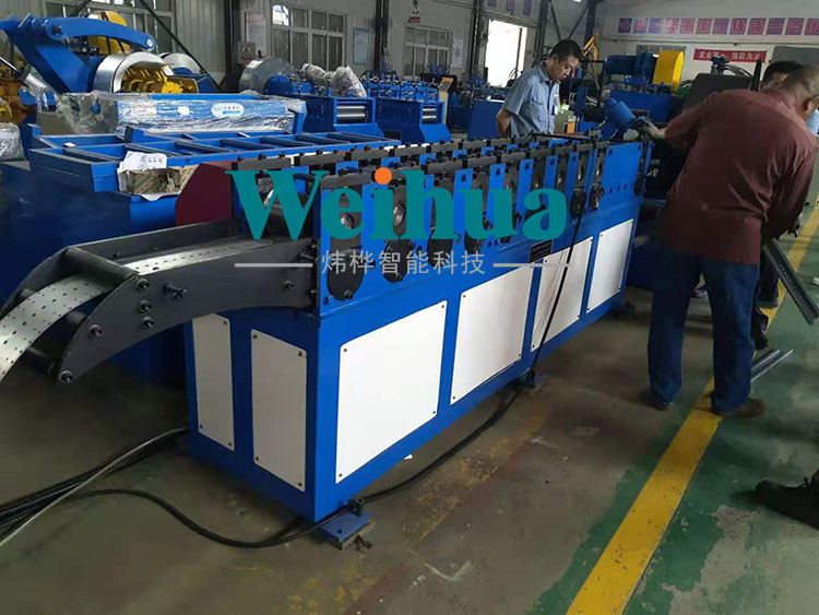電氣柜型材設(shè)備 電氣柜型材設(shè)備